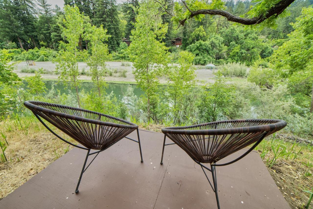 Rivers Breeze Relaxing Riverside Cabin With Private Suite Kayaks 希尔兹堡 外观 照片