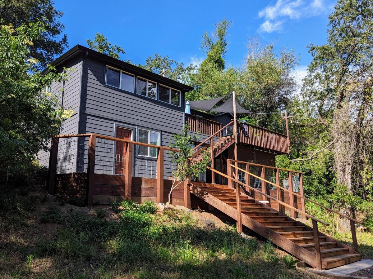 Rivers Breeze Relaxing Riverside Cabin With Private Suite Kayaks 希尔兹堡 外观 照片